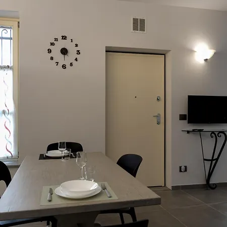 Casa Manu' * CastellʼAlfero